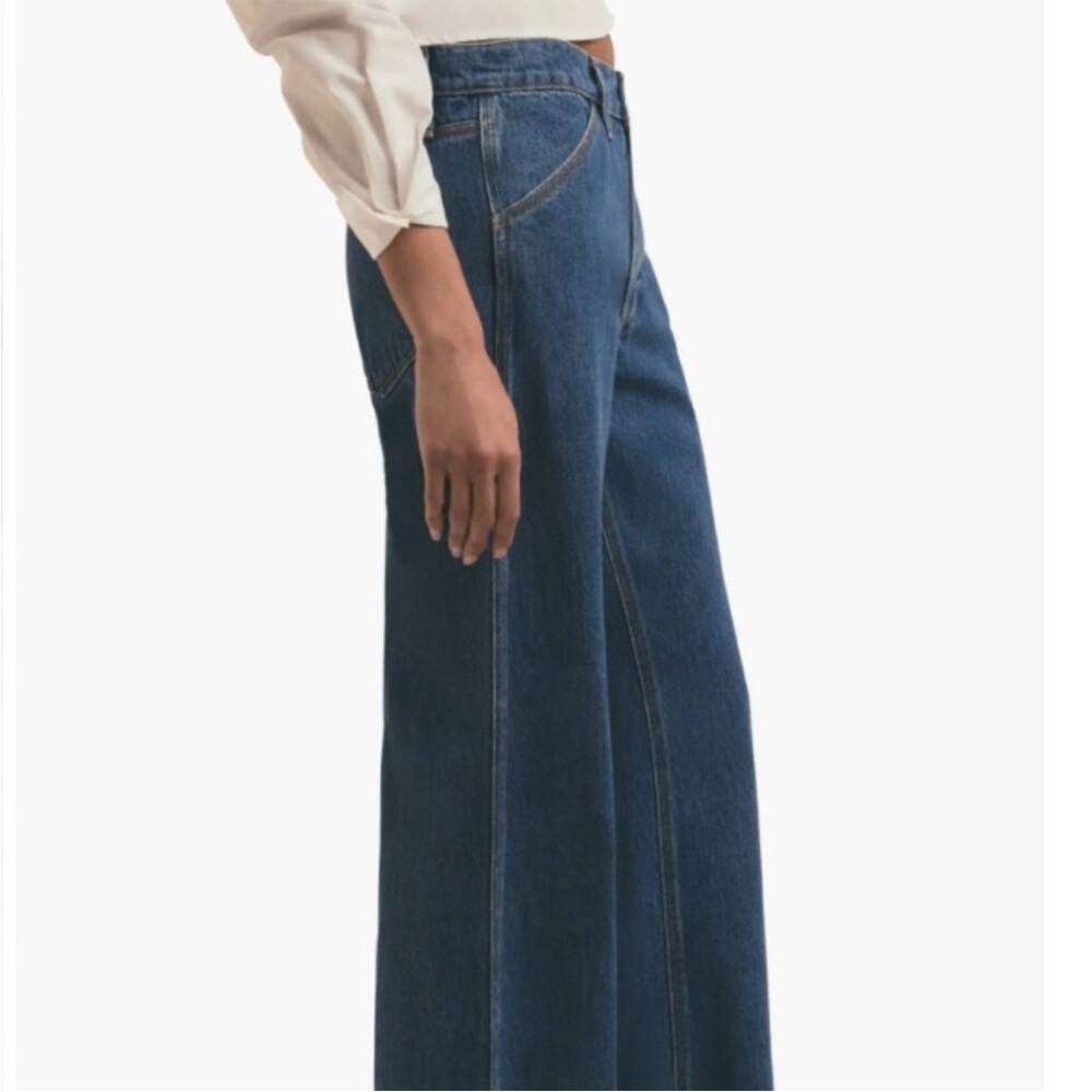 Favorite Daughter low slung Olympia flare Jean